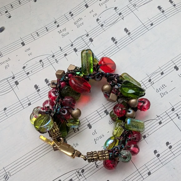 Colorful Beaded Bracelet - Picture 11 of 11